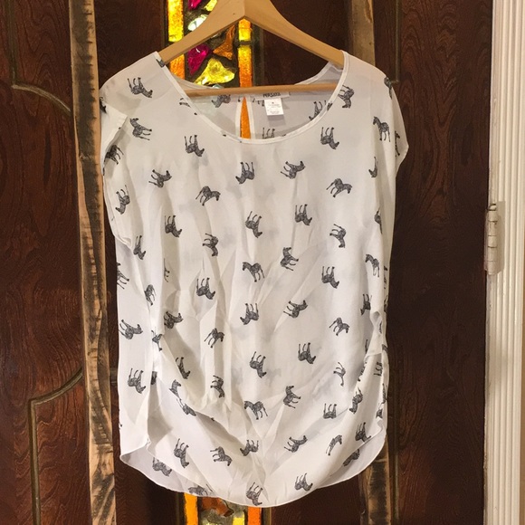 Persaya Top - Picture 1 of 6